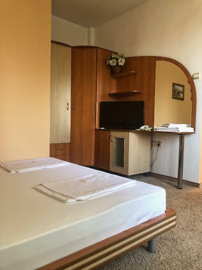 Hotel Tedi Asenovgrad Exterior photo